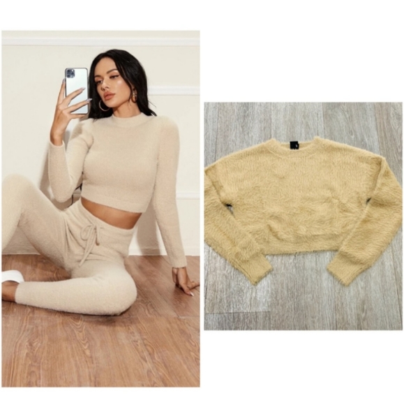 Mari's Mtn Sweaters - New! Soft Fuzzy Comfy Tan Comfy Cropped Long Sleeve Sweater